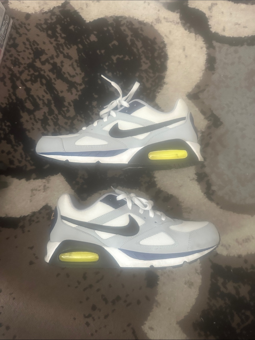 Nike Air Max grey/white